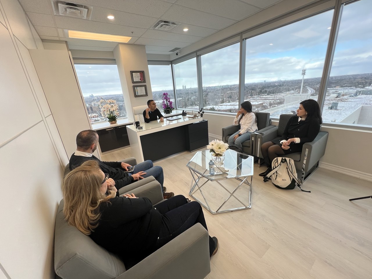 i2Canada office